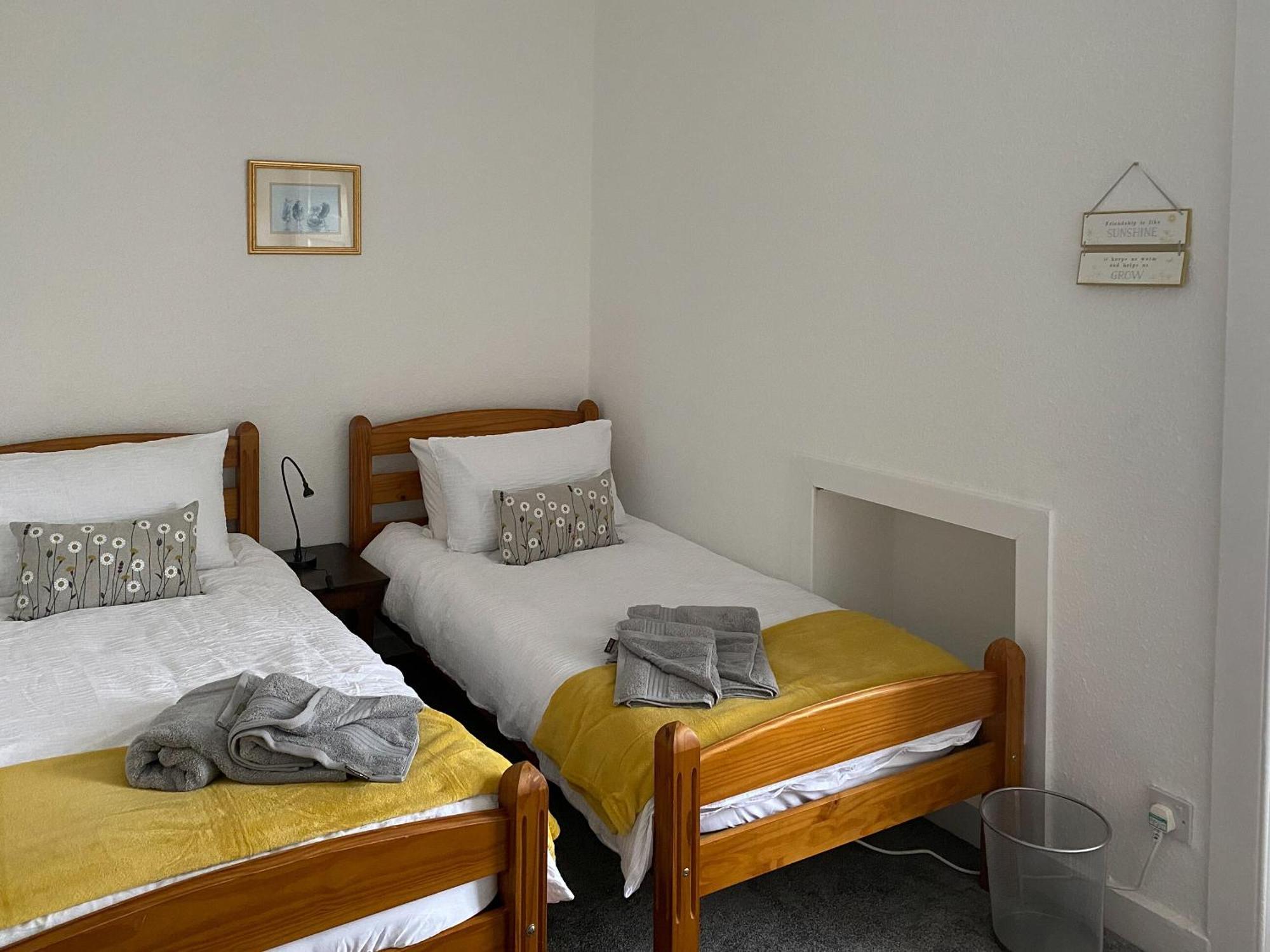 הוילה קומרי Arden House מראה חיצוני תמונה